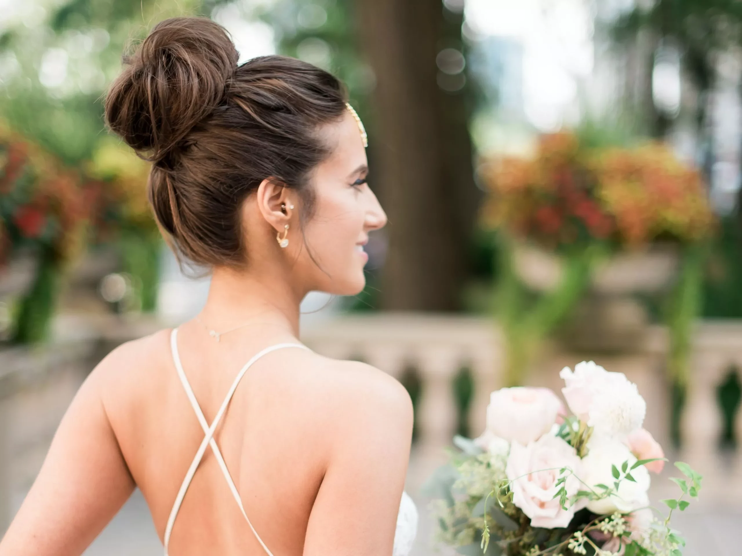 7 Romantic Wedding Updos You'Ll Fall In Love With 